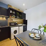Studio Deschainets - Center Of Troyes 200M From The Train Station *