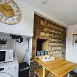 Studio Deschainets - Center Of Troyes 200M From The Train Station * Troyes