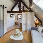 Studio Deschainets - Center Of Troyes 200M From The Train Station *