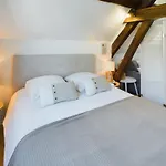 Appartement Studio Deschainets - Centre de Troyes - Gare à 200m