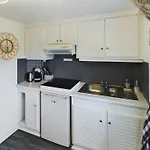 Appartamento Studio Deschainets - Center Of Troyes 200M From The Train Station *