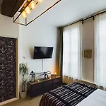 Appartamento Studio Deschainets - Center Of Troyes 200M From The Train Station *