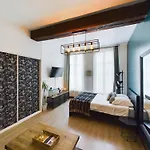 Studio Deschainets - Center Of Troyes 200M From The Train Station *