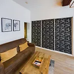 Studio Deschainets - Center Of Troyes 200M From The Train Station