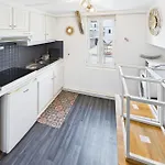 Studio Deschainets - Center Of Troyes 200M From The Train Station *