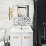Appartamento Studio Deschainets - Center Of Troyes 200M From The Train Station