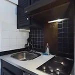 Appartamento Studio Deschainets - Center Of Troyes 200M From The Train Station *