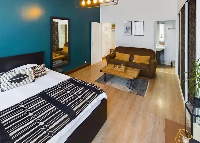 Deschainets Gare Et Centre Historique